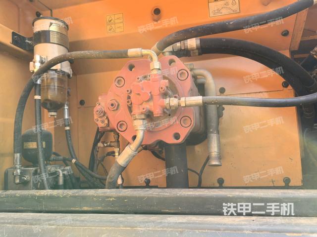 液壓泵室(大件艙室) 液壓泵室(大件艙室)