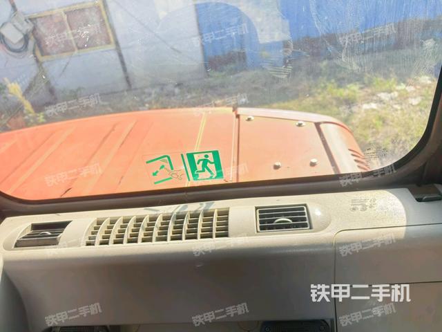 后窗玻璃角標(biāo)(駕駛室部分) 后窗玻璃角標(biāo)(駕駛室部分)