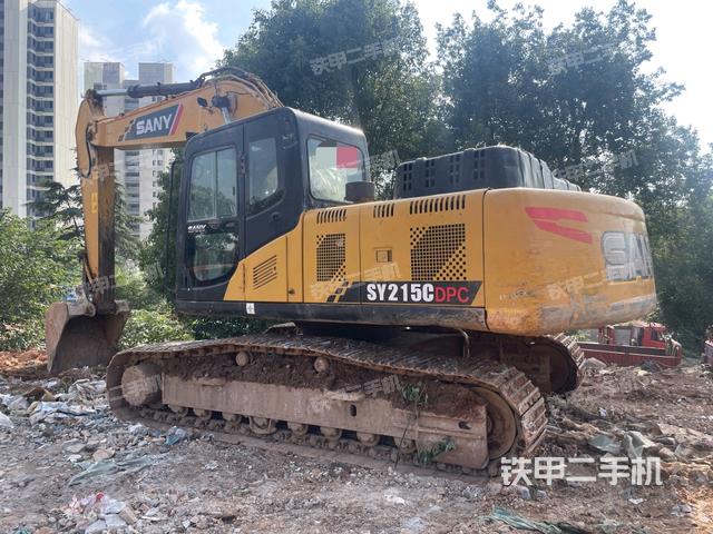 右后45(整機(jī)外觀) 右后45(整機(jī)外觀)