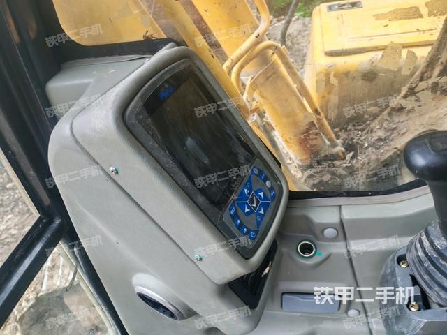 顯示屏?(駕駛室部分) 顯示屏?(駕駛室部分)