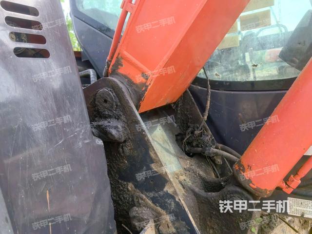 大臂根部 斜(工作和回转装置) 大臂根部 斜(工作和回转装置)