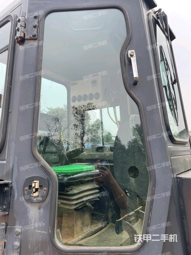 小时表（推土机驾驶室）