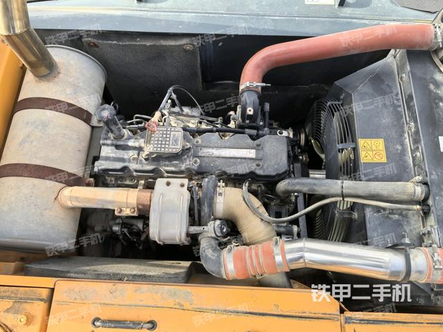 發(fā)動機室(上車部件) 發(fā)動機室(上車部件)