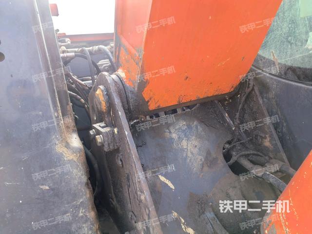 大臂根部?斜(工作和回轉(zhuǎn)裝置) 大臂根部?斜(工作和回轉(zhuǎn)裝置)