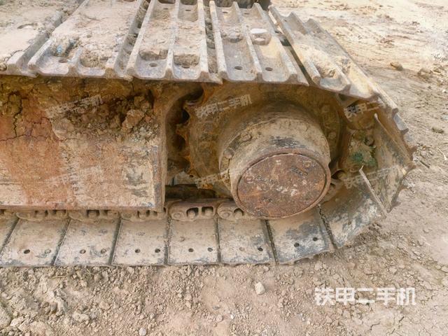 右驱动轮(行走机构) 右驱动轮(行走机构)
