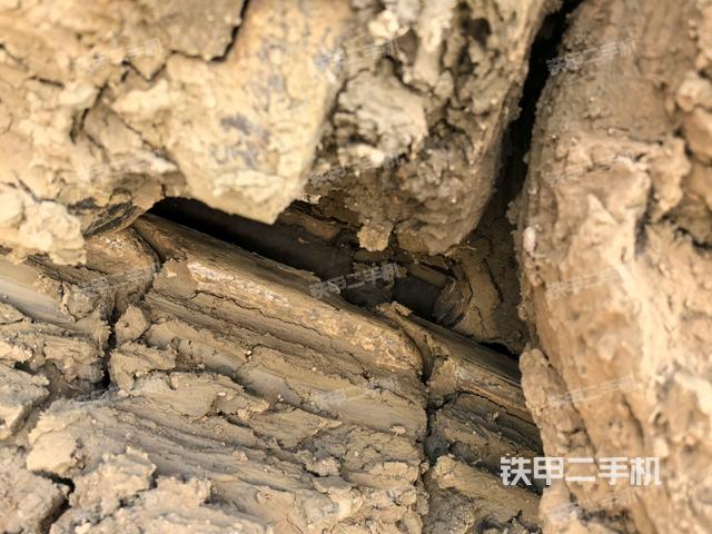 右驱动轮(行走机构) 右驱动轮(行走机构)
