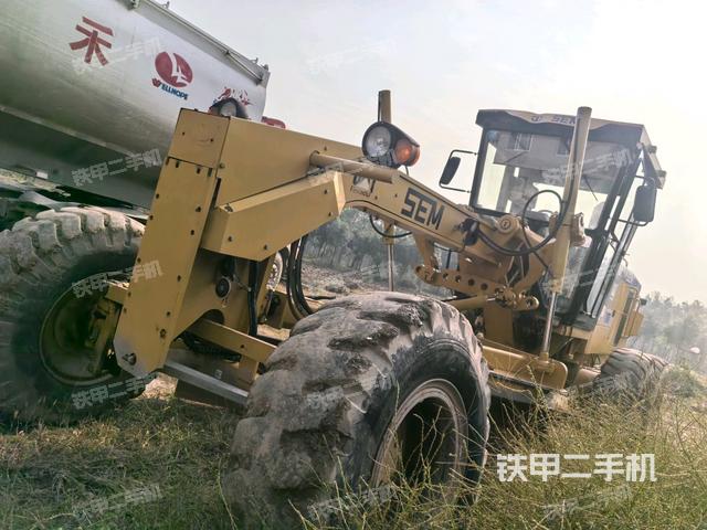 山工SEM919平地機(jī)