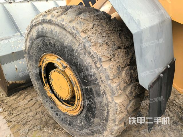 左后轮(行走机构) 左后轮(行走机构)