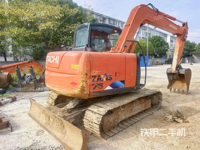 右后45(整机外观) 右后45(整机外观)