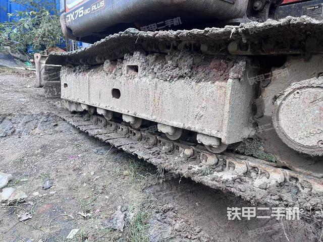 右側(cè)履帶整體?(行走機構(gòu)) 右側(cè)履帶整體?(行走機構(gòu))