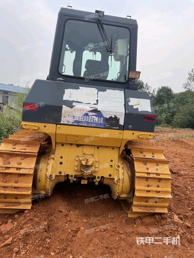 整机右侧（设备外观及核心部件）