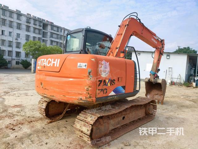 右后45(整機外觀) 右后45(整機外觀)