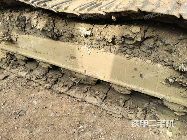 左側(cè)行走馬達蓋板(行走機構(gòu)) 左側(cè)行走馬達蓋板(行走機構(gòu))