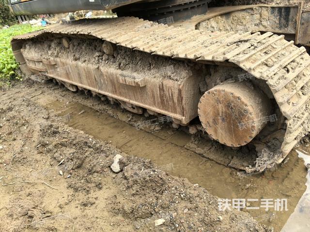 左導向輪(行走機構) 左導向輪(行走機構)