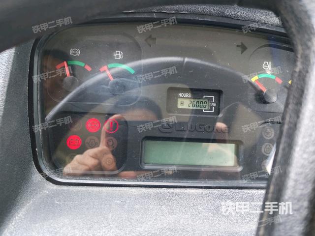 小時(shí)表里程數(shù)(駕駛室部分) 小時(shí)表里程數(shù)(駕駛室部分)