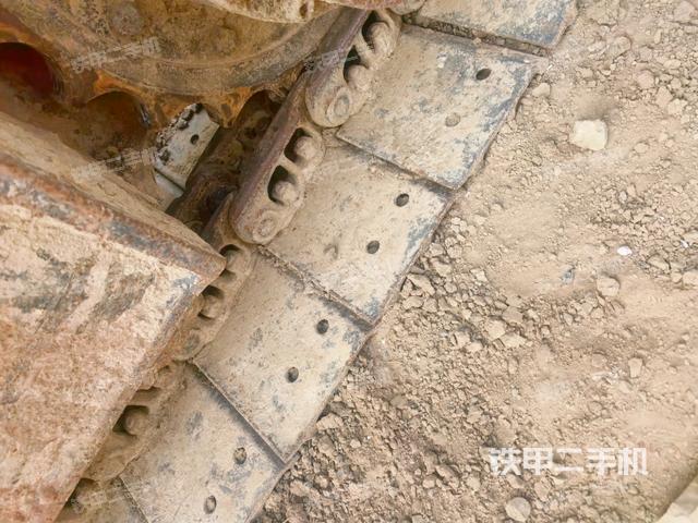 左驱动轮(行走机构) 左驱动轮(行走机构)