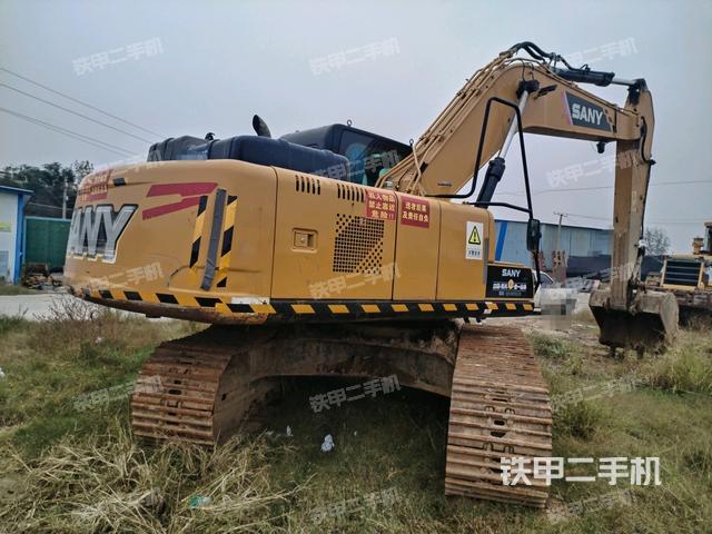 整機(jī)右后45°(整機(jī)外觀) 整機(jī)右后45°(整機(jī)外觀)