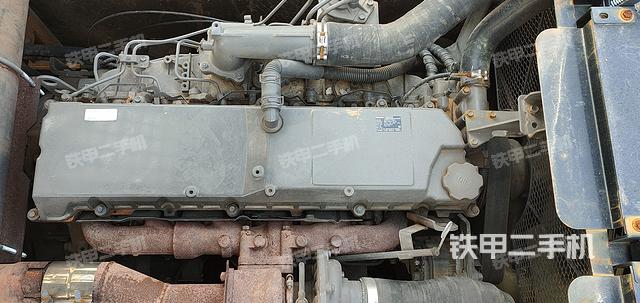 发动机整体俯视(整机外观) 发动机整体俯视(整机外观)