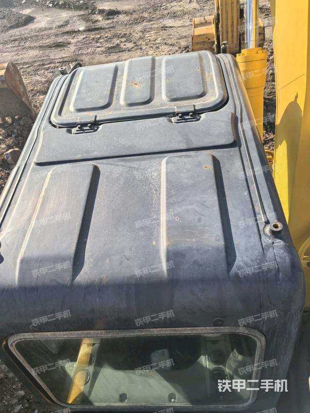 駕駛室頂部俯視(上車部件) 駕駛室頂部俯視(上車部件)