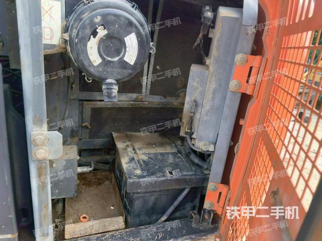 散熱器室(大件艙室) 散熱器室(大件艙室)