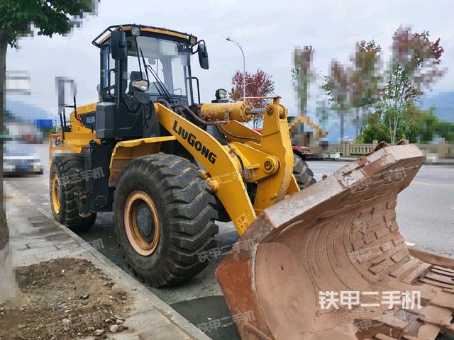 左后45°(整機(jī)外觀) 左后45°(整機(jī)外觀)