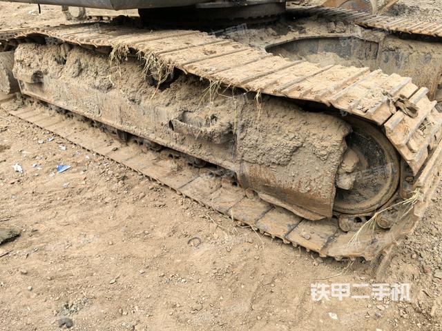 左导向轮(行走机构) 左导向轮(行走机构)