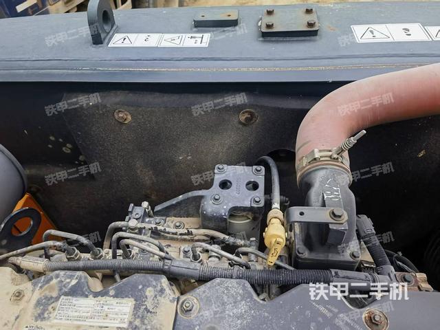 氣門室蓋螺絲特寫(上車部件) 氣門室蓋螺絲特寫(上車部件)