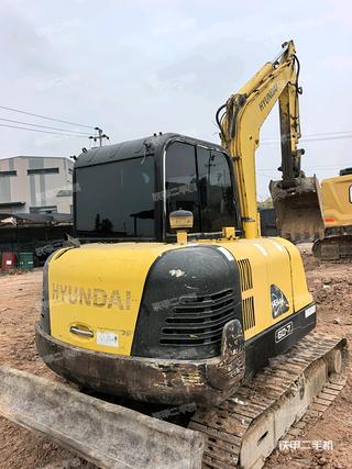 現(xiàn)代R60-7挖掘機(jī)