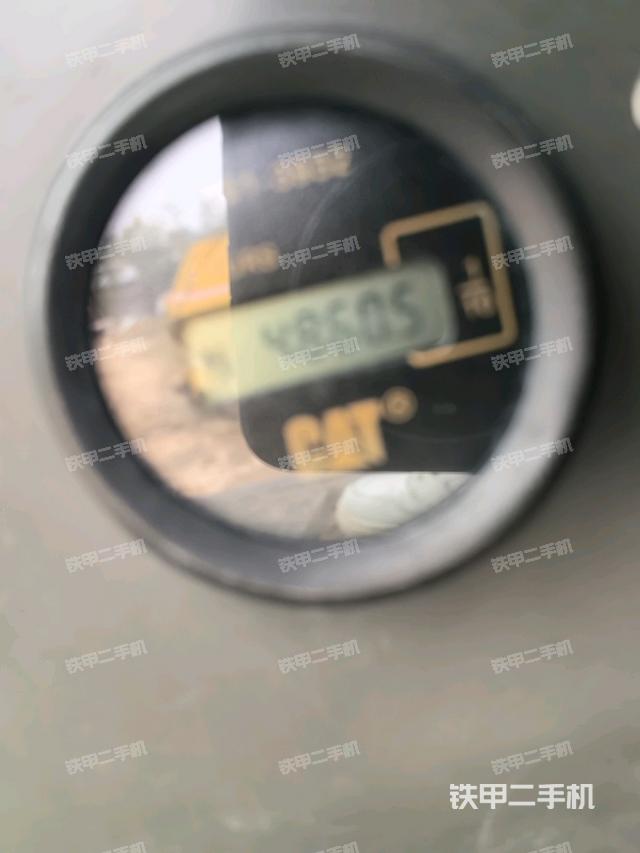 左后方玻璃角標(駕駛室部分) 左后方玻璃角標(駕駛室部分)