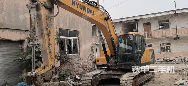 現(xiàn)代R215VS挖掘機(jī)