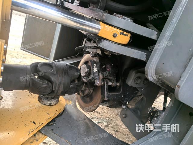 顶棚整体  内(驾驶室部分) 顶棚整体  内(驾驶室部分)
