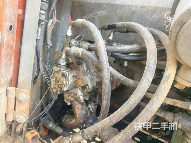 液压泵室(大件舱室) 液压泵室(大件舱室)