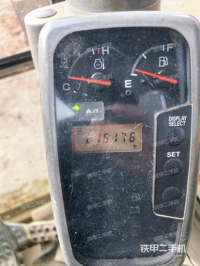 小时表(驾驶室部分) 小时表(驾驶室部分)