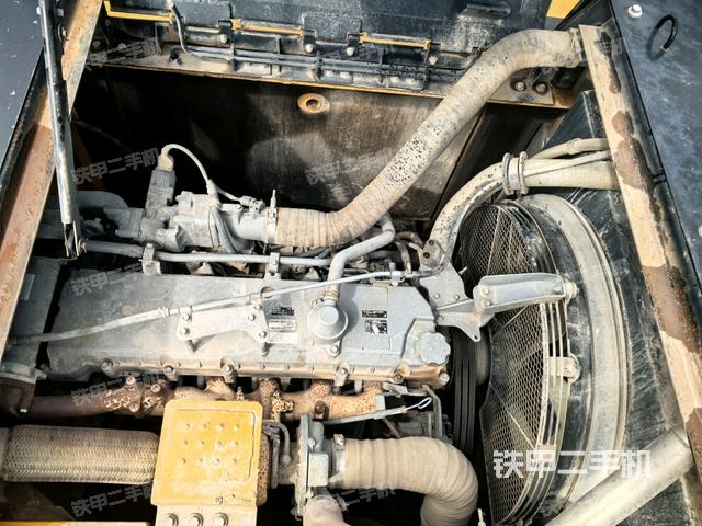 發(fā)動機室(上車部件) 發(fā)動機室(上車部件)