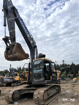 現(xiàn)代R215VS挖掘機