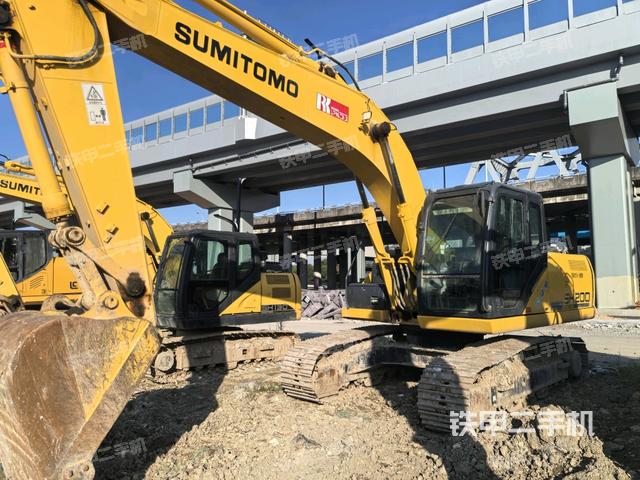 住友SH200-5挖掘機