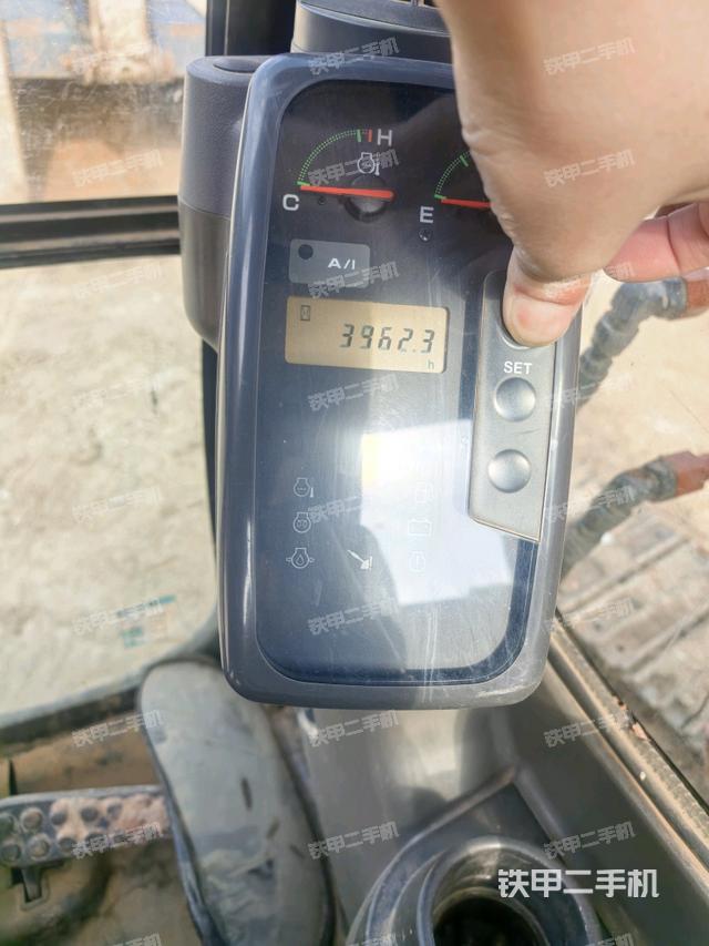 小时表(驾驶室部分) 小时表(驾驶室部分)