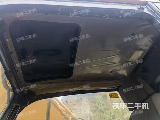 右側玻璃角標(駕駛室部分) 右側玻璃角標(駕駛室部分)