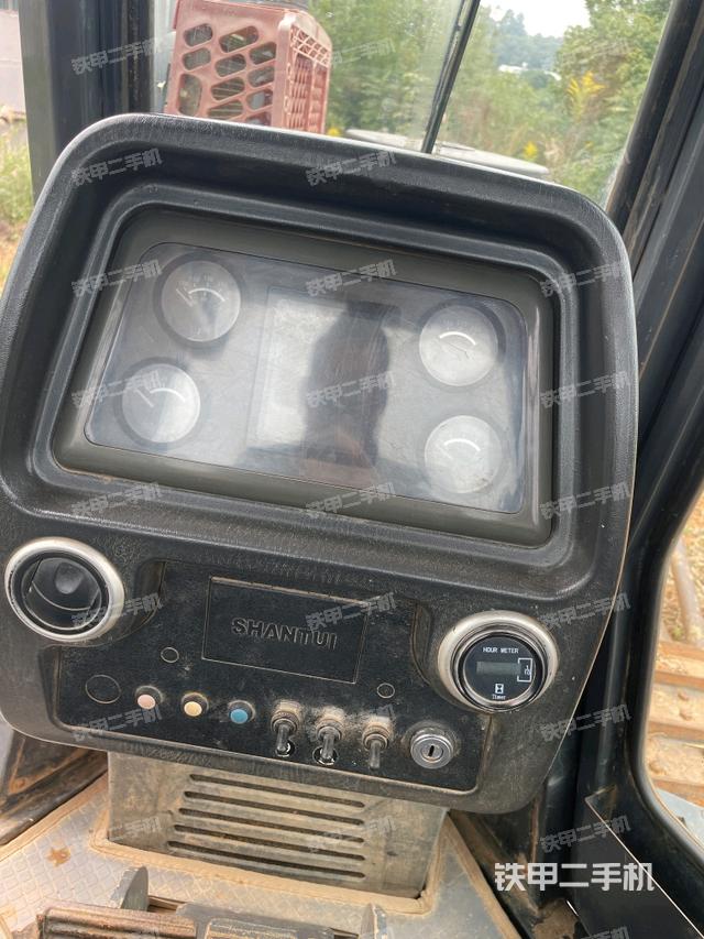 操作手柄左（推土机驾驶室）