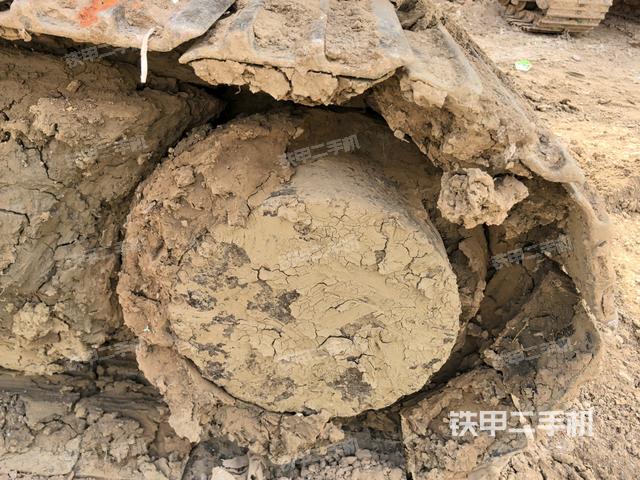 右側(cè)行走馬達蓋板(行走機構(gòu)) 右側(cè)行走馬達蓋板(行走機構(gòu))
