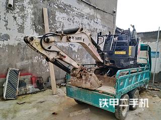山貓E20挖掘機