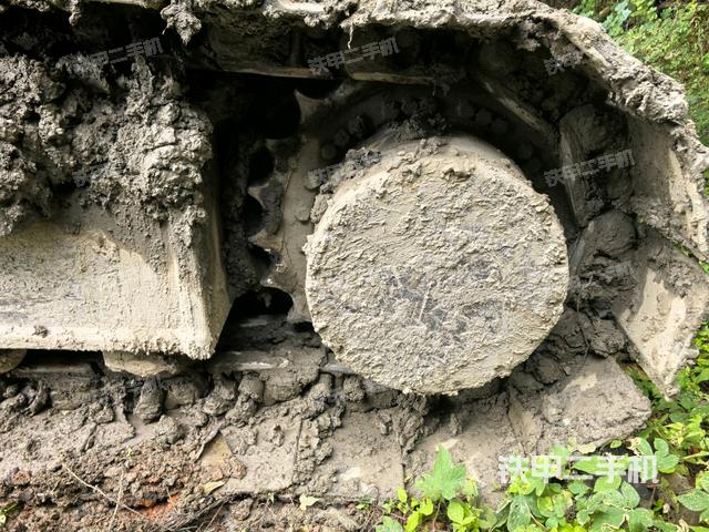 右驅(qū)動(dòng)輪(行走機(jī)構(gòu)) 右驅(qū)動(dòng)輪(行走機(jī)構(gòu))