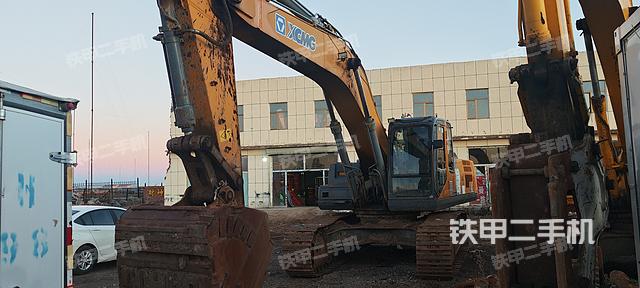 徐工XE370DK挖掘機(jī)