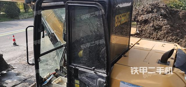 驾驶室整体（整机外观）