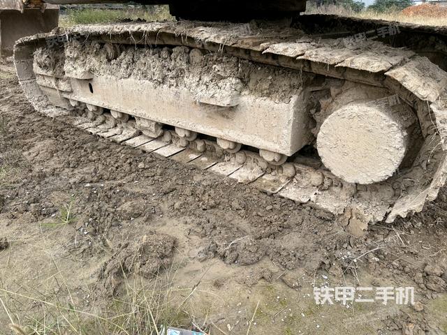 右側(cè)行走馬達(dá)蓋板(行走機(jī)構(gòu)) 右側(cè)行走馬達(dá)蓋板(行走機(jī)構(gòu))