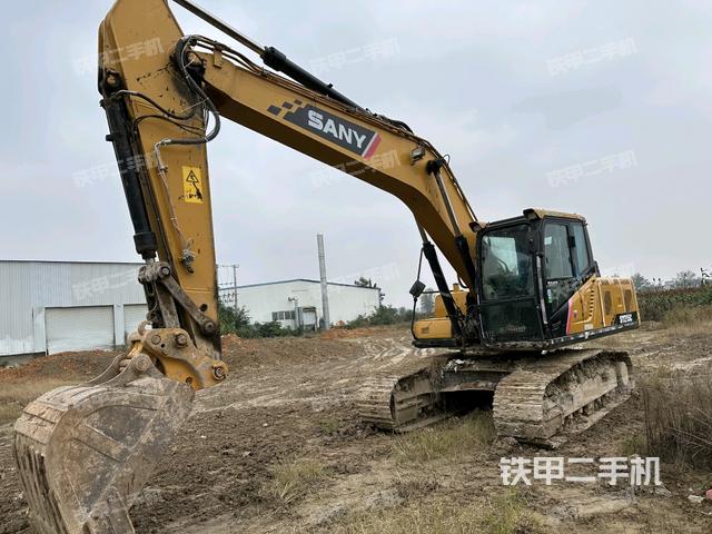 三一重工SY205C挖掘機(jī)
