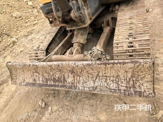 大臂根部?斜(工作和回轉(zhuǎn)裝置) 大臂根部?斜(工作和回轉(zhuǎn)裝置)