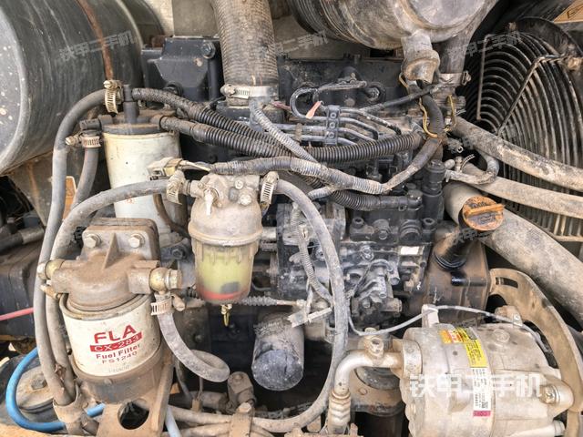 發(fā)動(dòng)機(jī)室(上車部件) 發(fā)動(dòng)機(jī)室(上車部件)