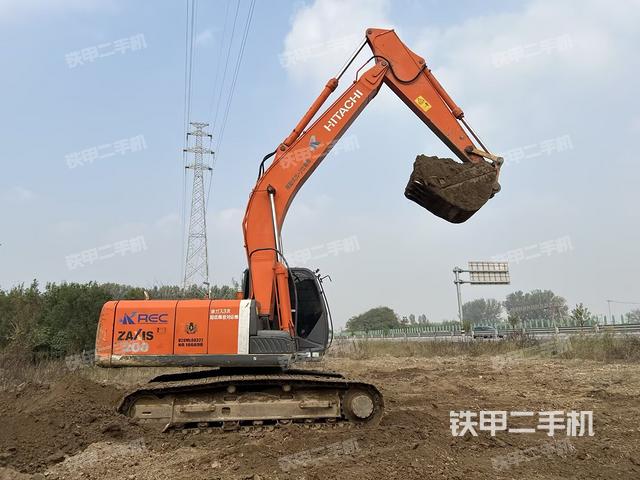 整機(jī)右后45°(整機(jī)外觀) 整機(jī)右后45°(整機(jī)外觀)