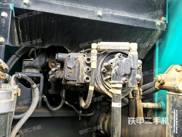 液压泵斜45 左(大件舱室) 液压泵斜45 左(大件舱室)